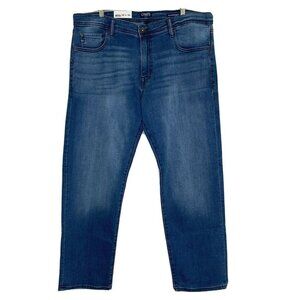 CHAPS Men's size 38 x 30 Slim Straight Leg Blue Denim Jeans NEW